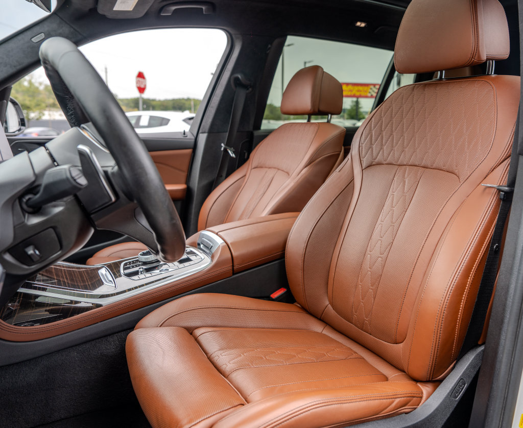 Used 2024 BMW X7 xDrive40i w/ Executive Package AWD/4WD image 19