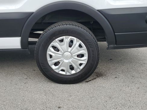 Used 2024 Ford Transit 350 XLT image 27