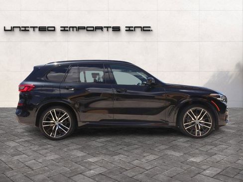 Used 2019 BMW X5 xDrive50i w/ M Sport Package AWD/4WD image 6