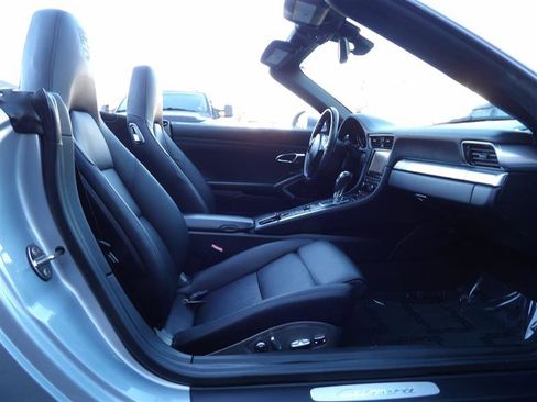 Used 2014 Porsche 911 Carrera 4 image 13