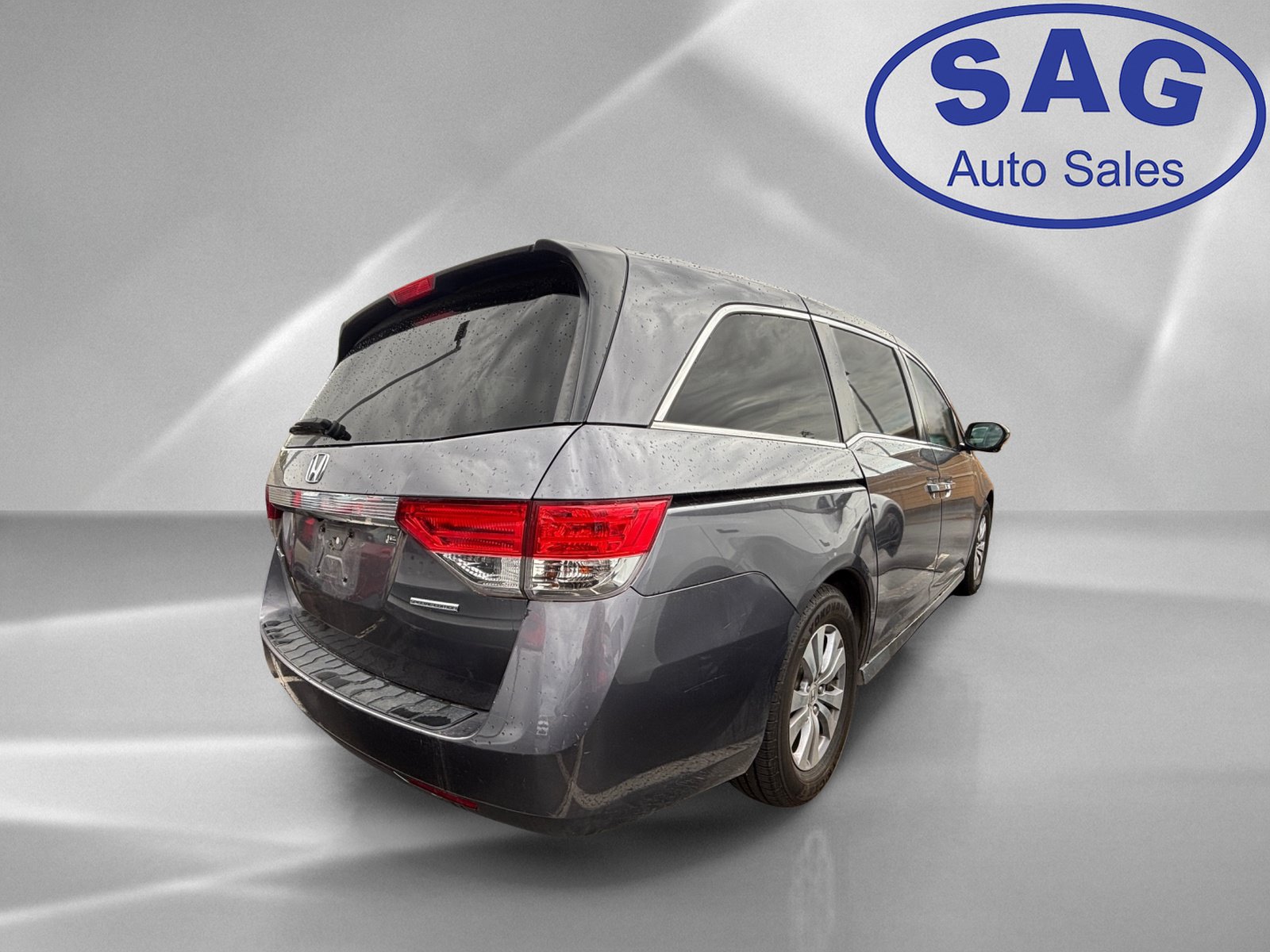 Used 2016 Honda Odyssey SE image 3
