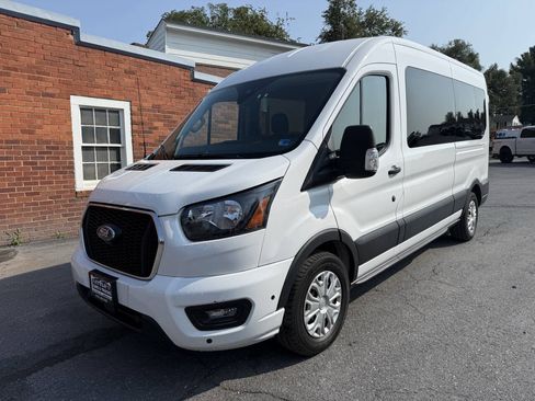 Used 2025 Ford Transit 350 XLT RWD image 2