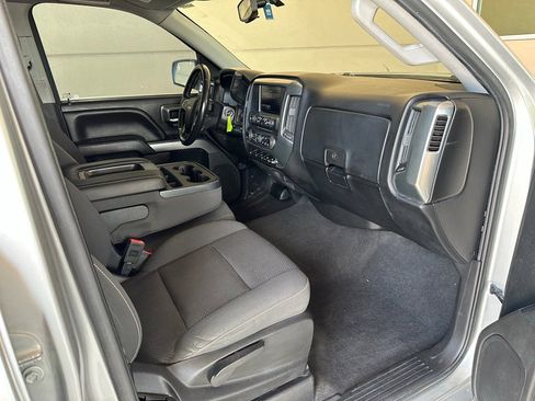 Used 2018 Chevrolet Silverado 1500 LT w/ Texas Edition image 28