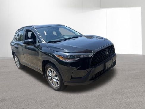 Certified 2024 Toyota Corolla Cross LE w/ Moonroof Package AWD/4WD image 1