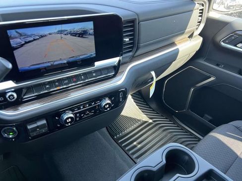 New 2026 GMC Sierra 1500 Elevation image 29