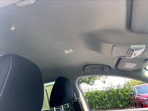 Used 2025 Nissan Sentra SV FWD image 19