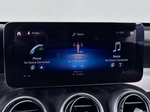 Used 2020 Mercedes-Benz GLC 300 image 32