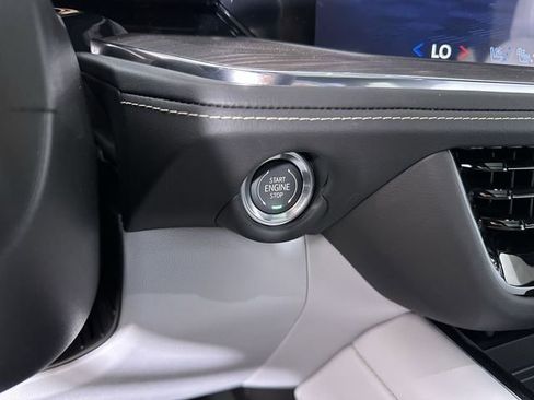 New 2025 Chevrolet Tahoe Premier AWD/4WD image 17