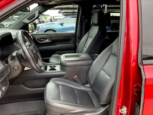Used 2021 Chevrolet Tahoe Z71 w/ Luxury Package AWD/4WD image 8