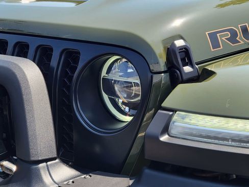 Used 2022 Jeep Wrangler Unlimited Rubicon w/ Trailer Tow Package AWD/4WD image 31