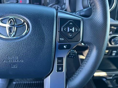 Used 2018 Toyota Tacoma Limited image 40