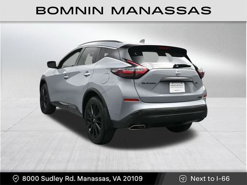 Used 2023 Nissan Murano SV w/ SV Midnight Edition Package image 3