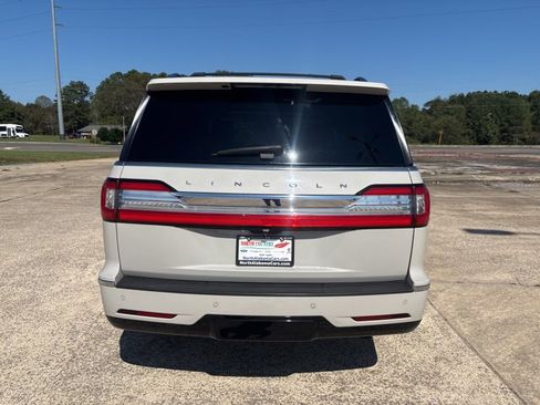 Used 2019 Lincoln Navigator Reserve w/ Cargo Package image 7