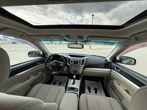 Used 2014 Subaru Outback 2.5i Premium w/ Moonroof Package AWD/4WD image 23