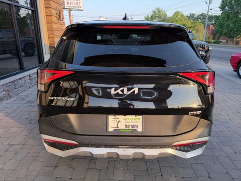 Used 2024 Kia Sportage EX FWD image 44