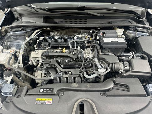 Used 2025 Toyota Corolla LE FWD image 30