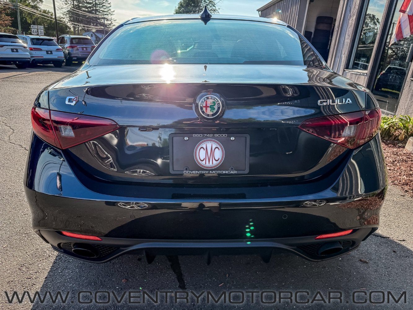 Used 2022 Alfa Romeo Giulia Veloce AWD/4WD image 6