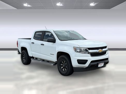 Used 2020 Chevrolet Colorado W/T w/ WT Convenience Package RWD image 7