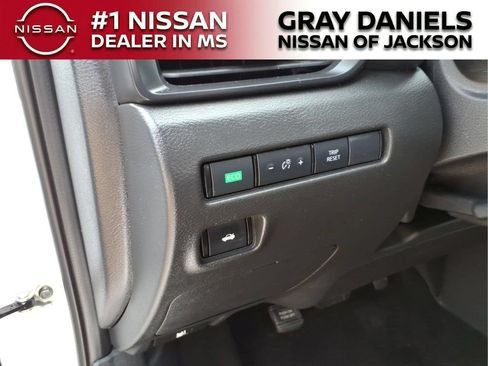 Used 2024 Nissan Sentra S FWD image 12