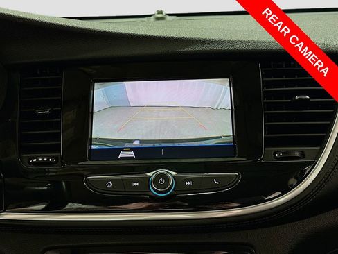 Used 2022 Buick Encore Preferred w/ Safety Package image 14