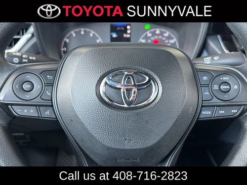 Used 2023 Toyota Corolla Cross AWD Hybrid image 28