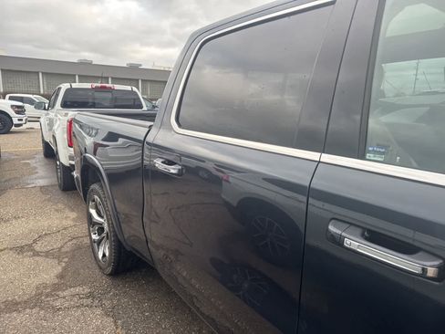 Used 2019 RAM 1500 Laramie Longhorn image 22