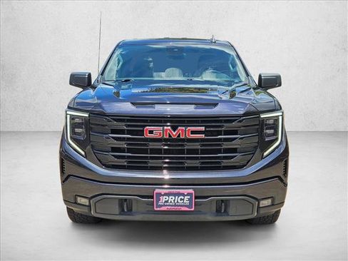 Used 2023 GMC Sierra 1500 Elevation AWD/4WD image 2