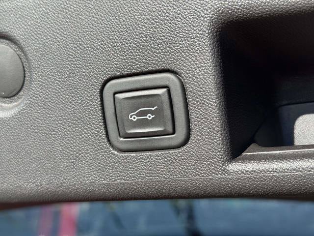 Used 2024 Chevrolet Equinox RS w/ RS Leather Package AWD/4WD image 10