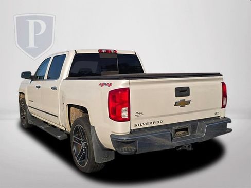 Used 2017 Chevrolet Silverado 1500 LTZ AWD/4WD image 8
