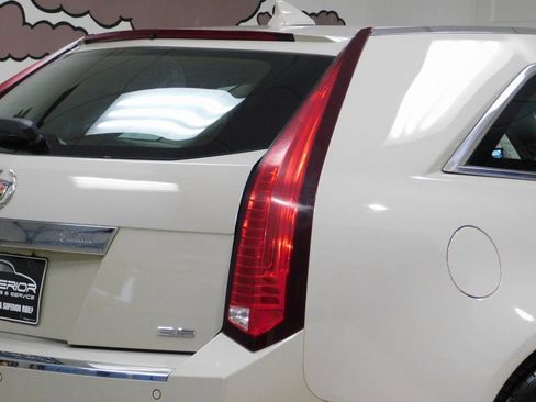 Used 2010 Cadillac CTS Performance image 71