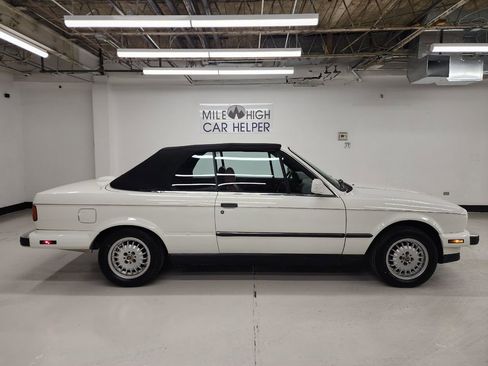Used 1987 BMW 325i Convertible image 4