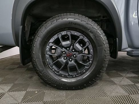 Used 2023 Nissan Frontier PRO-4X w/ Pro-4X Premium Package AWD/4WD image 13