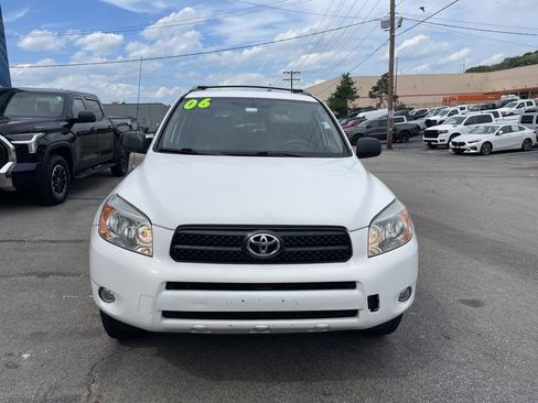 Used 2006 Toyota RAV4 2WD image 5