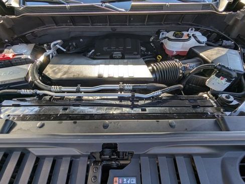 Used 2025 Chevrolet Silverado 1500 LT w/ Safety Package image 32