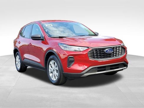 Used 2023 Ford Escape Active AWD/4WD image 7