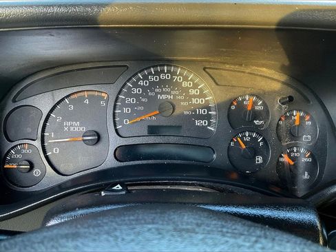 Used 2003 Chevrolet Silverado 2500 LS w/ Skid Plate Package image 13