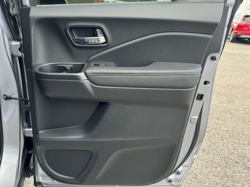 Used 2023 Honda Ridgeline RTL image 17