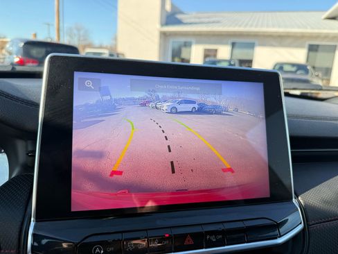 Used 2023 Jeep Compass Trailhawk w/ Trailer Tow Group image 20