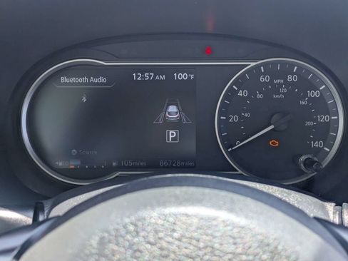 Used 2020 Nissan Kicks SR w/ SR Premium Package FWD image 29