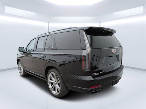 Used 2025 Cadillac Escalade Sport w/ Touring Package image 4