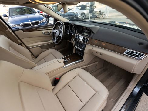 Used 2016 Mercedes-Benz E 350 Sedan image 21
