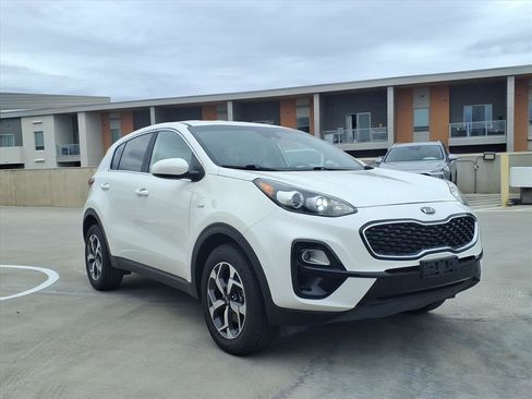 Used 2021 Kia Sportage LX image 8