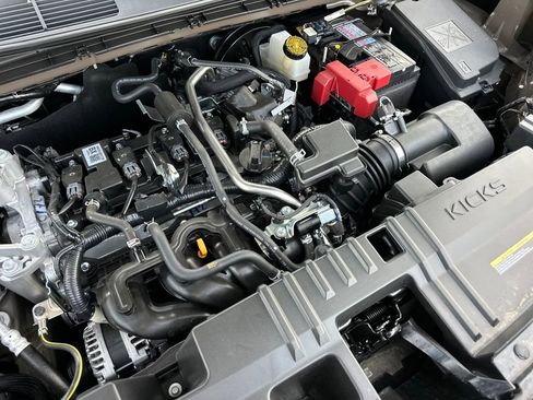 New 2026 Nissan Kicks SR w/ Illumination Package image 32