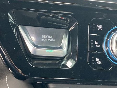 Used 2024 GMC Sierra 1500 AT4X image 18