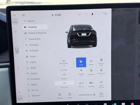 Used 2022 Tesla Model X image 75