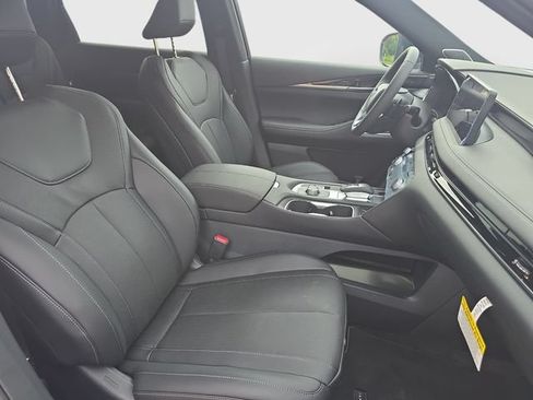 Used 2027 INFINITI QX65 Sport AWD/4WD image 11