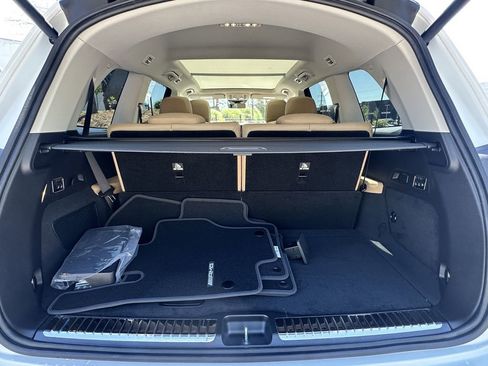 New 2026 Mercedes-Benz GLS 450 4MATIC image 22