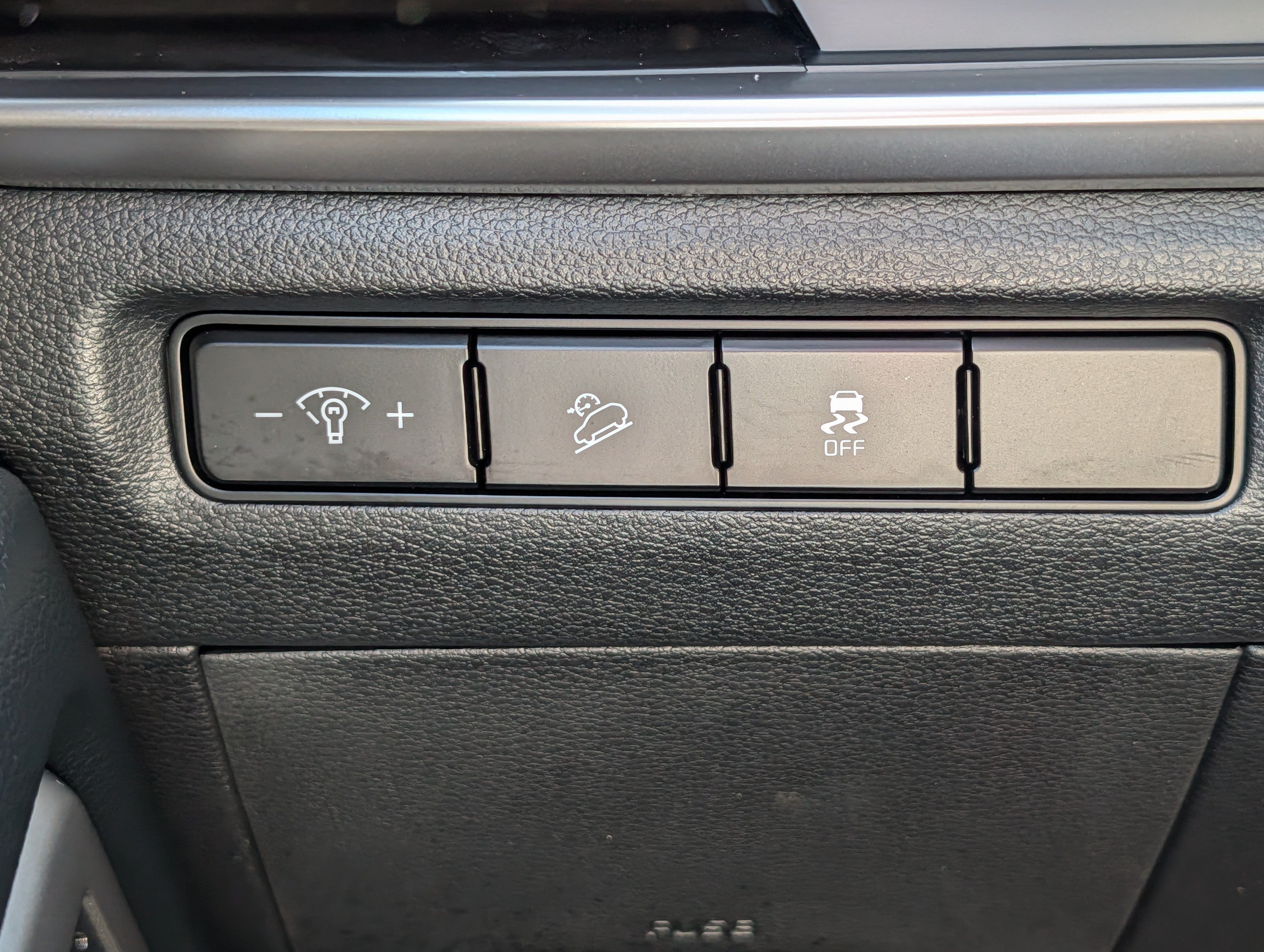Certified 2024 Kia Telluride S w/ S Sunroof Package AWD/4WD image 29