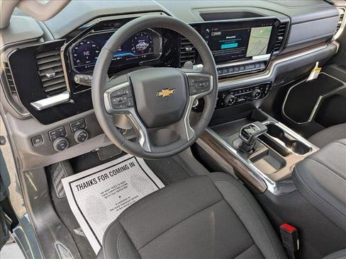 New 2025 Chevrolet Silverado 1500 LT image 3
