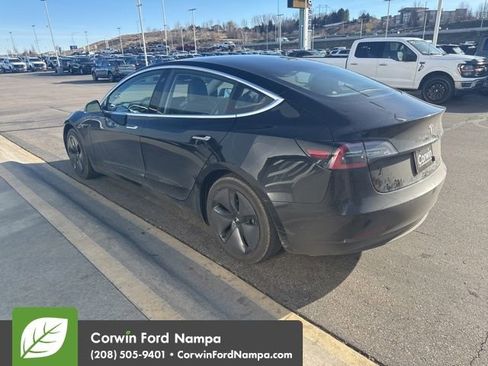 Used 2018 Tesla Model 3 Long Range image 8